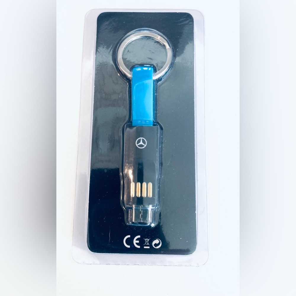 Mercedes Benz USB Lightning Cable USB-C Adapter 2-in-1 Key Ring Dealer Premium